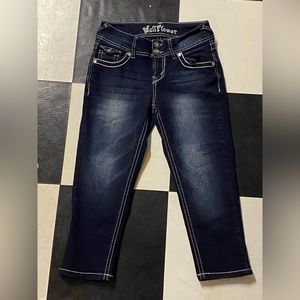 Wallflower Capris Size 1
